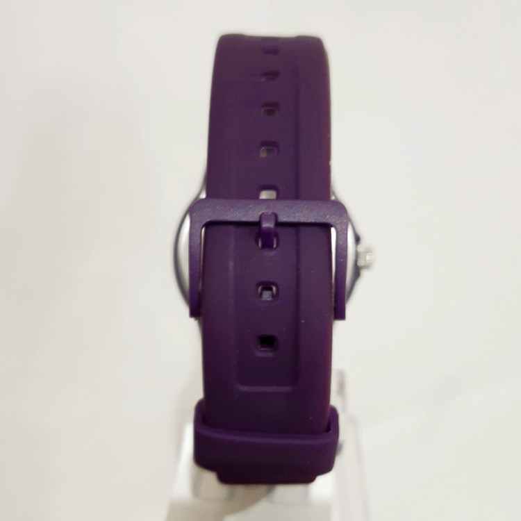 ساعت مچی عقربه ای کیو اند کیو مدل V00A-007VY