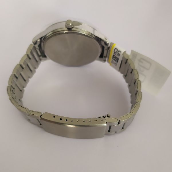 ساعت مچی عقربهای مردانه کیو اند کیو مدل A01A-002PY
