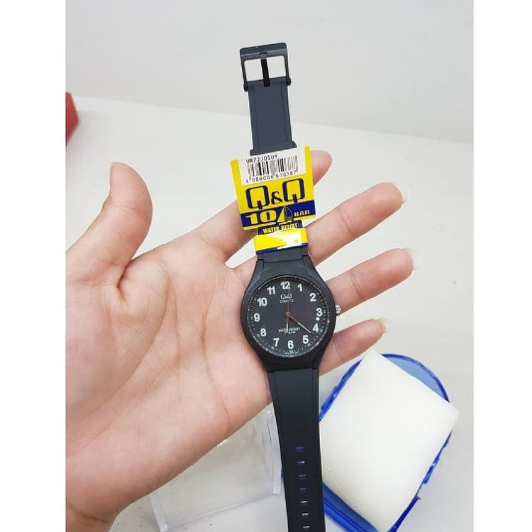 ساعت مچی عقربه ای کیو اند کیو مدل VR72J010Y
