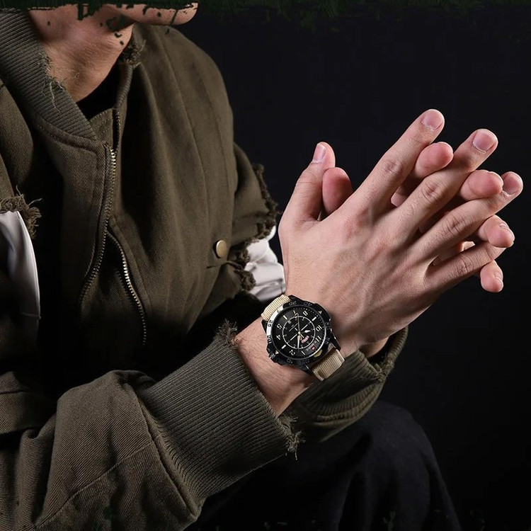 ساعت مچی عقربهای مردانه نیوی فورس مدل NF9204BLY