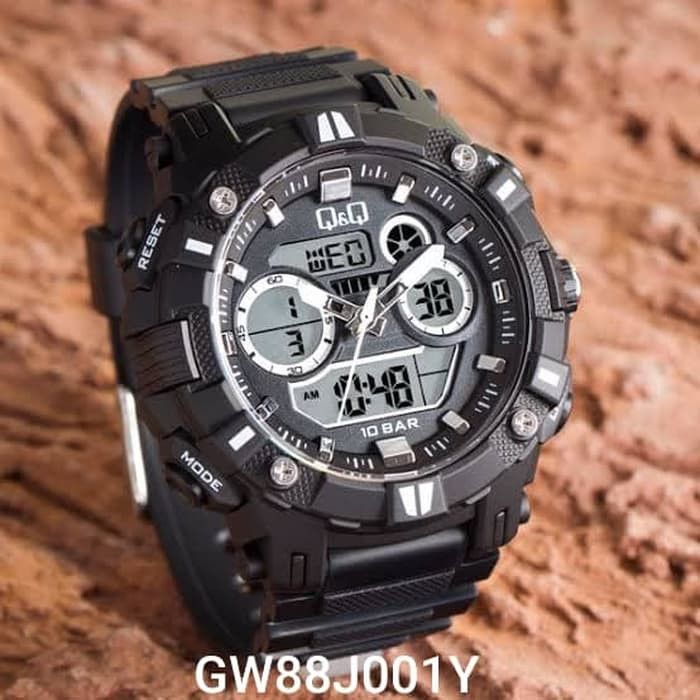 ساعت مچی عقربه ای مردانه کیو اند کیو مدل GW88J001Y