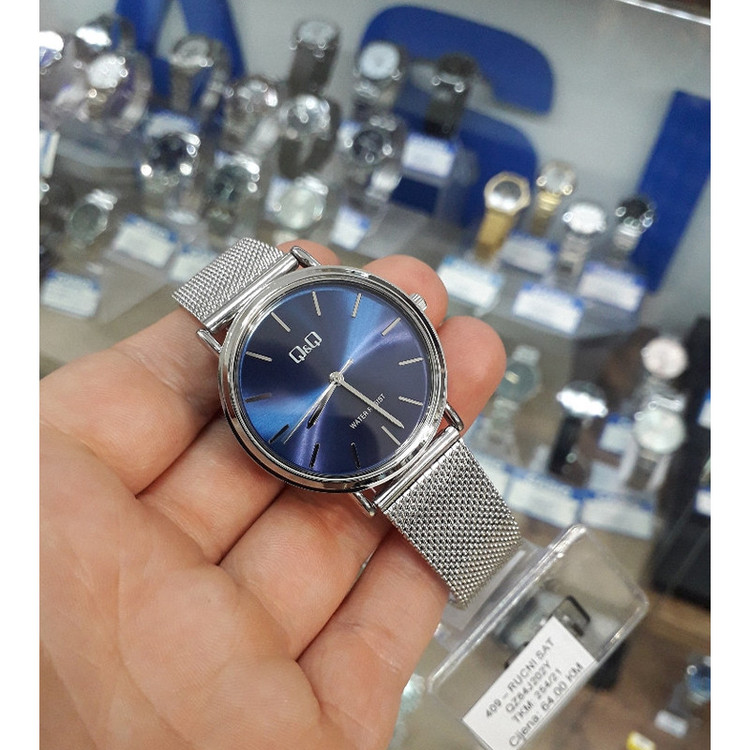 ساعت مچی عقربه ای زنانه کیو اند کیو مدل qz84j202y