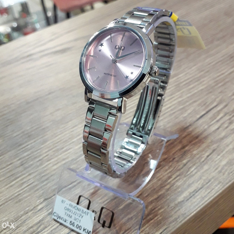 ساعت مچی عقربه ای زنانه کیو اند کیو مدل Q893J212Y