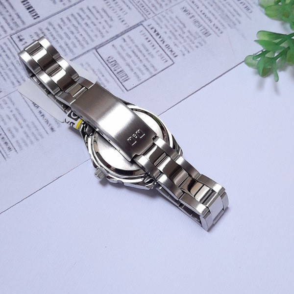 ساعت مچی عقربه ای زنانه کیو اند کیو مدل c05a_018py