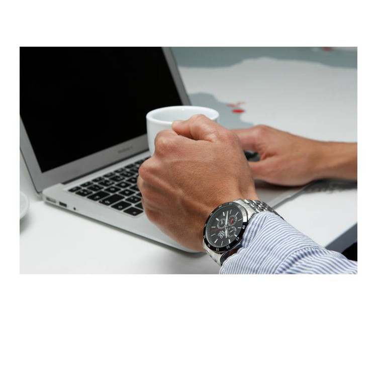 ساعت مچی عقربه ای مردانه کوارتز کیو اند کیو مدل CE02j402y