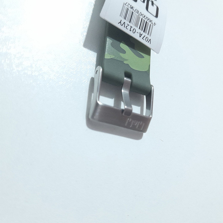 ساعت مچی عقربه ای کیو اند کیو مدل V07A-012VY