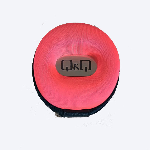 ساعت مچی عقربه ای زنانه کیو اند کیو مدل vq94j021y