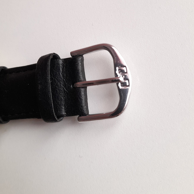 ساعت مچی عقربهای مردانه کیو اند کیو مدل c214j309y