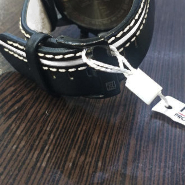 ساعت مچی عقربهای مردانه نیوی فورس مدل NF9110