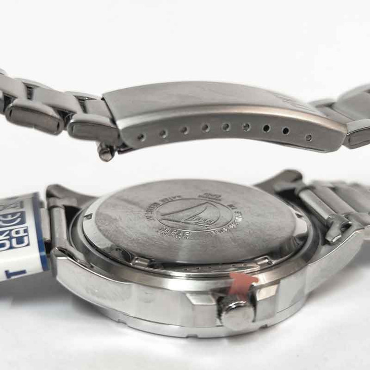 ساعت مچی عقربهای مردانه کیو اند کیو مدل S372-J205
