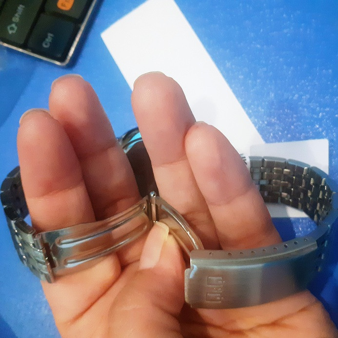 ساعت مچی مردانه کوارتز کیو اند کیو مدل C62A-001PY