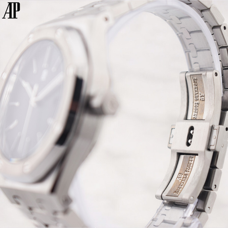 ساعت مچی عقربهای کوارتز مردانه آدومارس پیگه مدل FW0058-RoyalOak