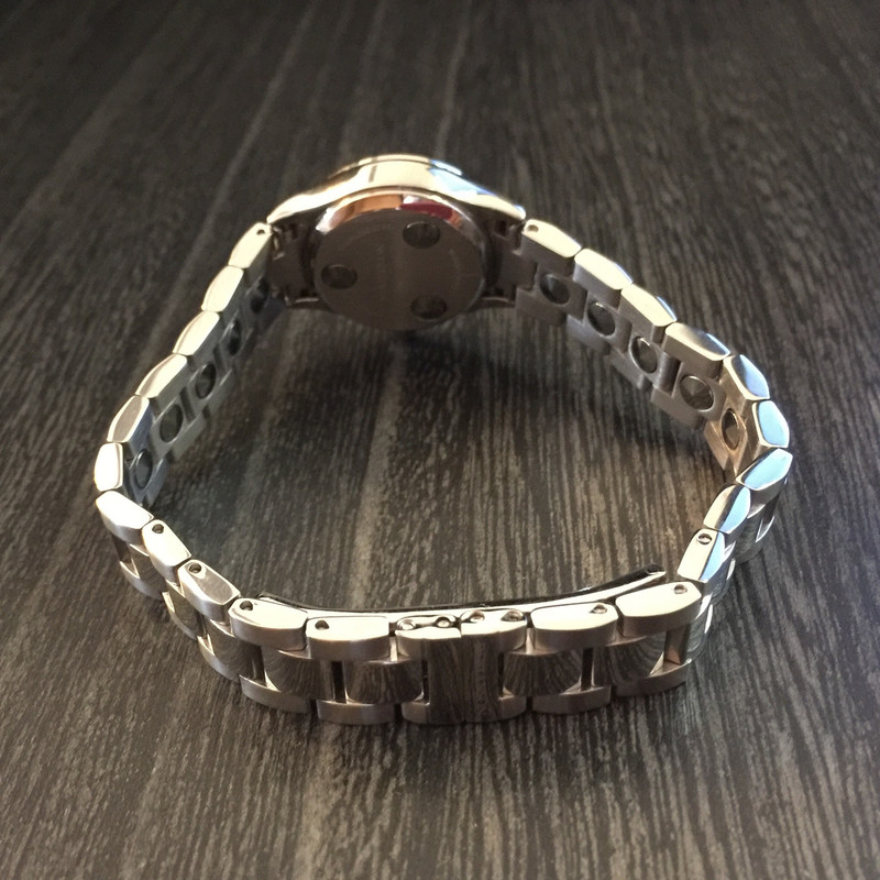 ساعت مچی عقربه ای زنانه رومانسون مدل RM8A16GLWWASR1