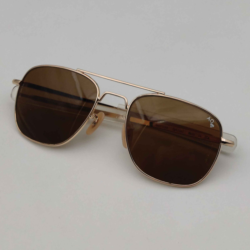 عینک آفتابی خلبانی (Aviator) امریکن اوپتیکال مدل skymaster