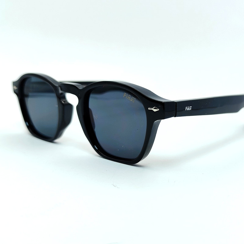 عینک آفتابی ویفر فرست مدل UM6222-C1