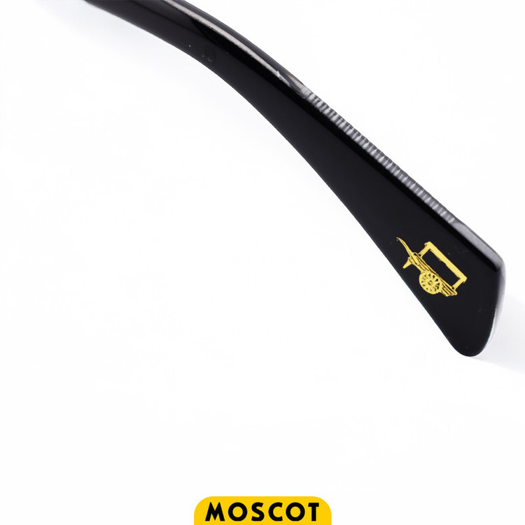عینک آفتابی بایکر موسکوت مدل P1202-C2