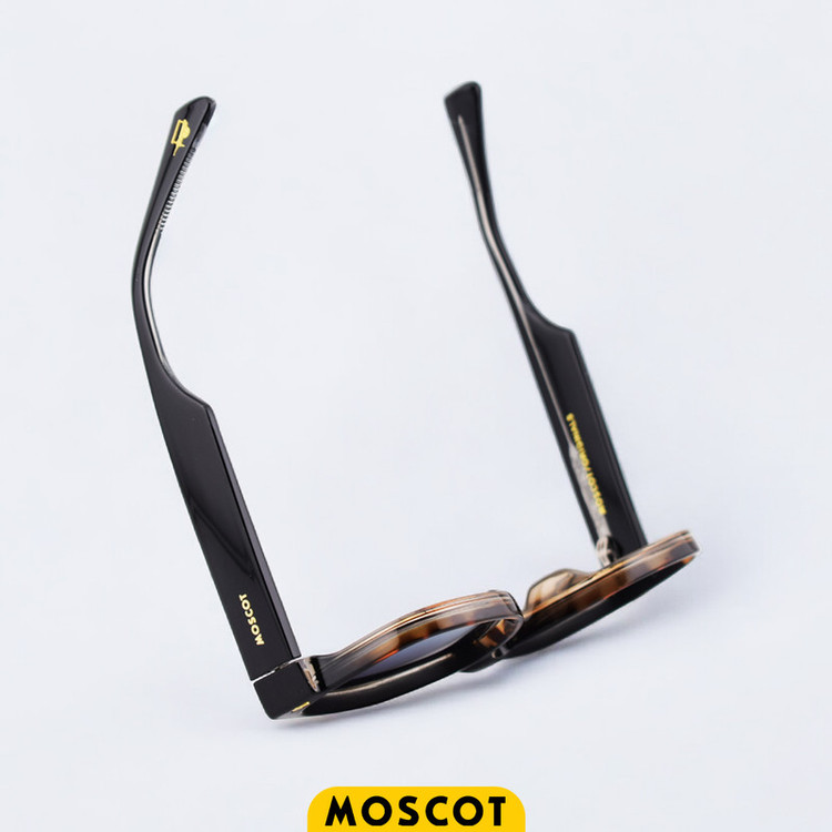 عینک آفتابی بایکر موسکوت مدل P1202-C2