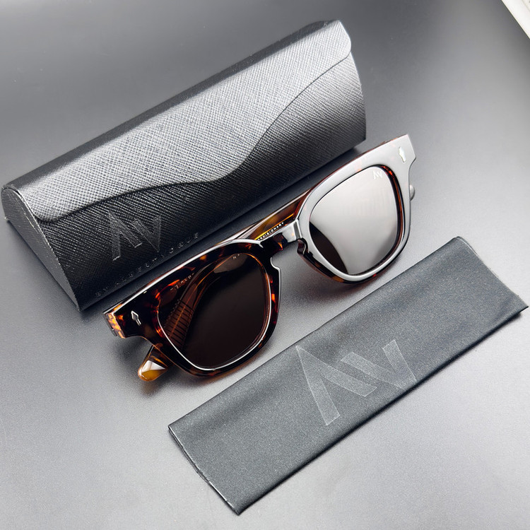 عینک آفتابی آلبرت وگ مدل S31110C2 Acetate Avantgarde Visionary