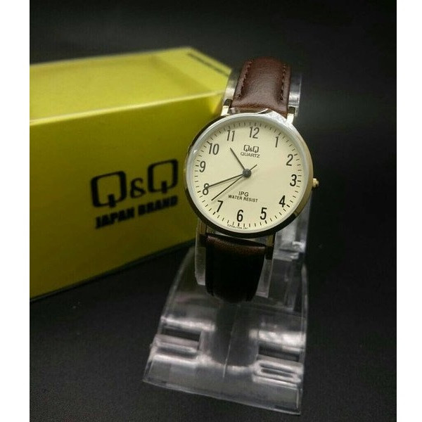 ساعت مچی عقربه ای زنانه کیو اند کیو مدل qz03j103y