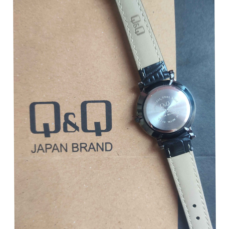 ساعت مچی عقربه ای زنانه کیو اند کیو مدل QA21J508Y