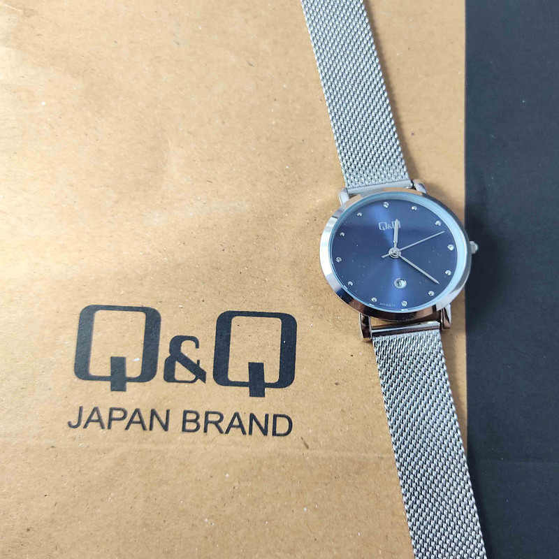 ساعت مچی عقربه ای زنانه کیو اند کیو مدل A419J212