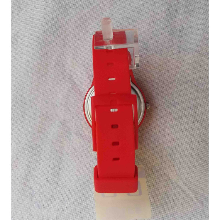 ساعت مچی عقربه ای زنانه کیو اند کیو مدل VR94J006Y