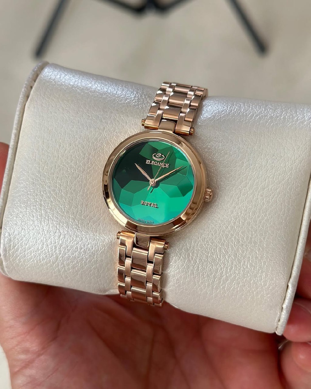 ساعت مچی عقربه ای زنانه الگانس AG44
