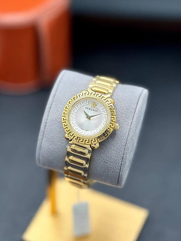 ساعت مچی عقربه ای زنانه ورساچه WA656