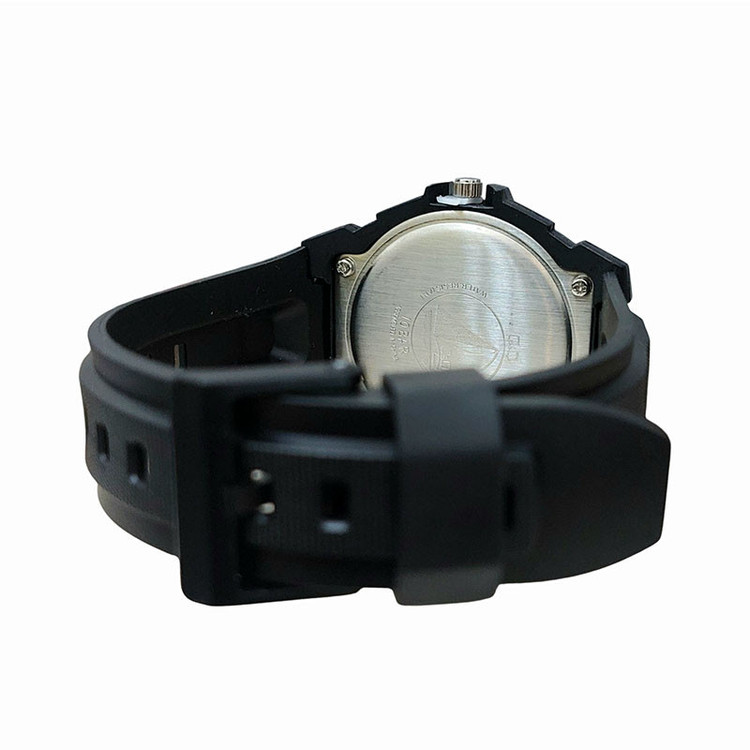 ساعت مچی عقربهای کوارتز مردانه کیو اند کیو مدل VP-34-J062Y-BK.BK