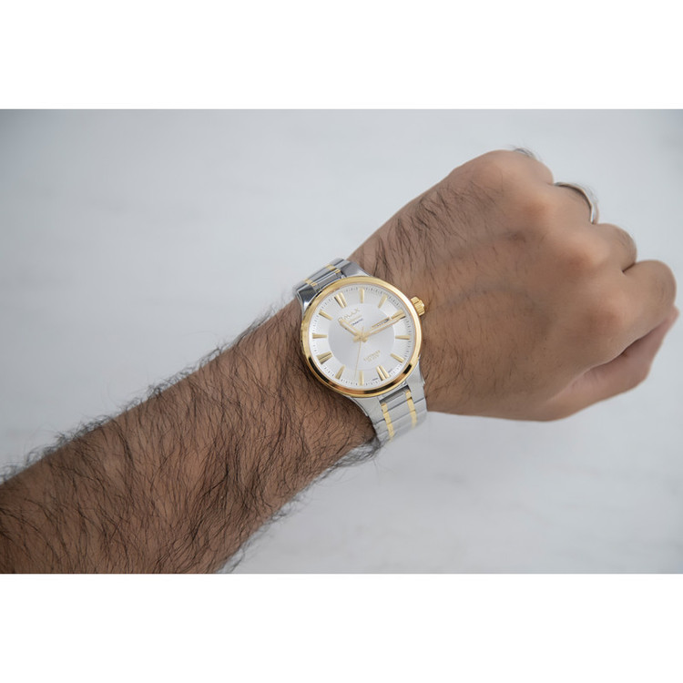 ساعت مچی عقربهای مردانه اوماکس مدل OOSA010T6TI