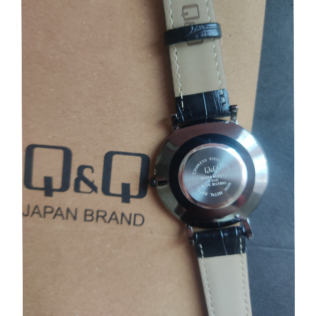 ساعت مچی عقربهای مردانه کیو اند کیو مدل QA21J508Y