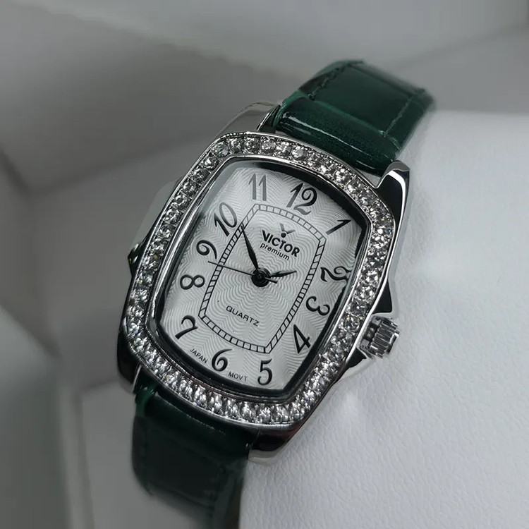 ساعت مچی عقربهای کوارتز زنانه ویکتور مدل V5822L