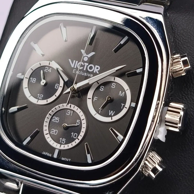ساعت مچی عقربهای کوارتز مردانه ویکتور مدل V5839-04M
