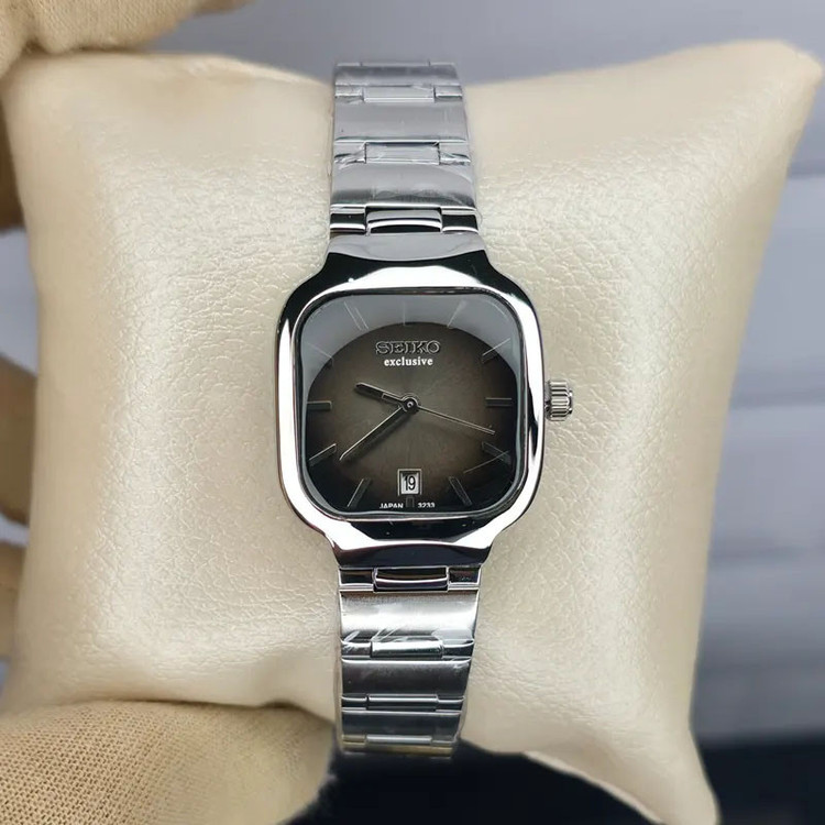 ساعت مچی عقربه ای زنانه سیکو اکسکلوسیو مدل 3233G